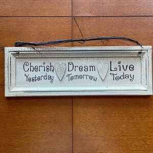 Wall decor - Cherish, Dream, Live
